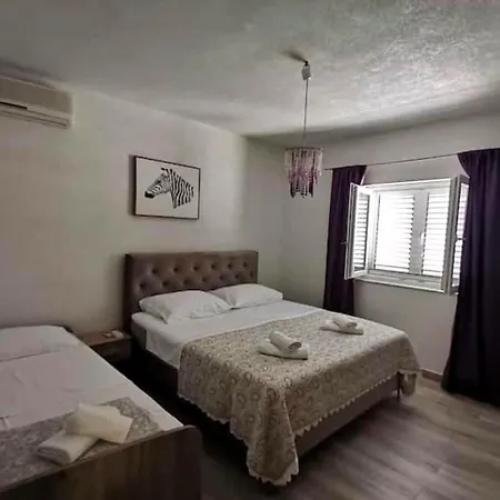 Quiet Family-friendly تروغير